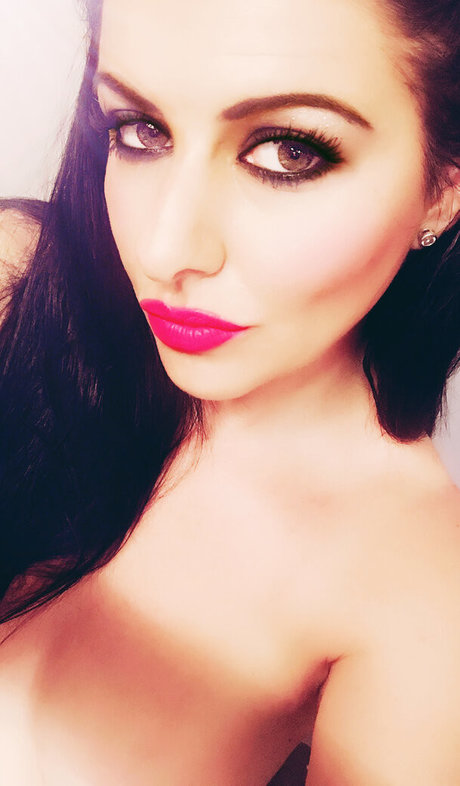 tarynthomas onlyfans nude