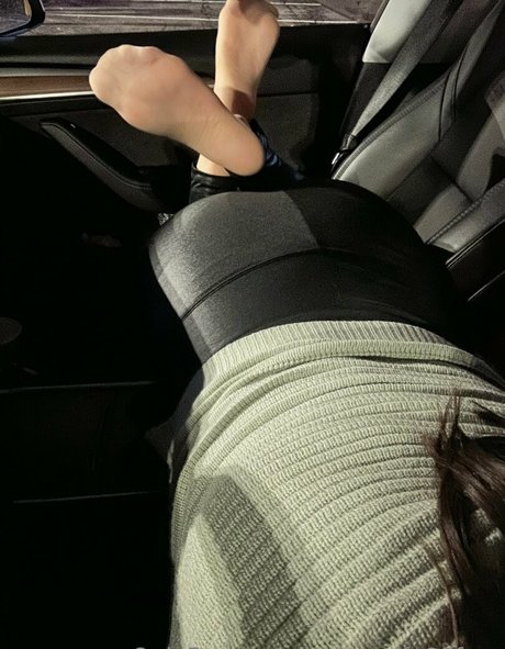 nylonwife88free Profile pic