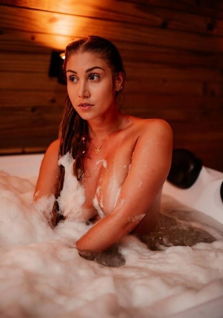 Juu Ferronato onlyfans content leaked