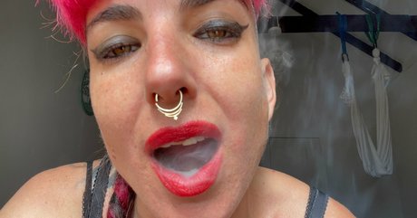 gypsymayafree topless onlyfans