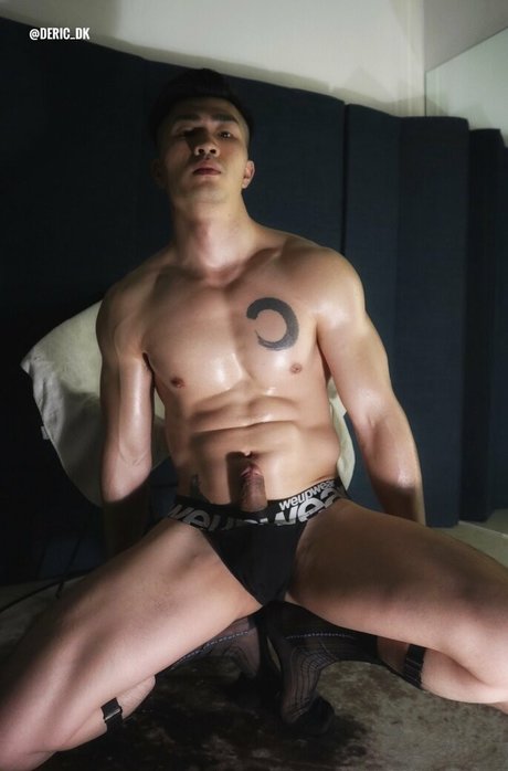 deric888 onlyfans nude content