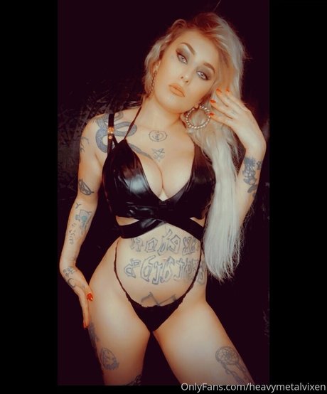Heavymetalvixen onlyfans sex leak