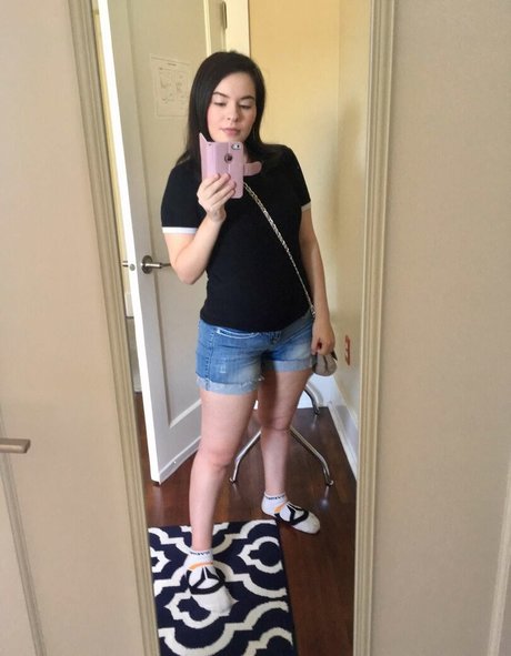 MegaMoeka leaked onlyfans