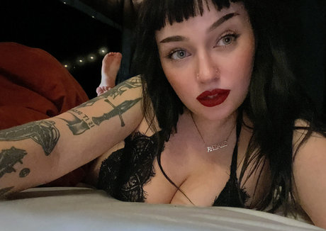 simppbizkit leaked nude onlyfans