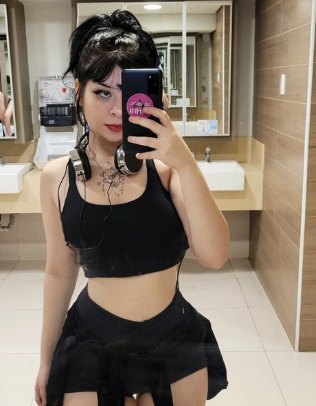 Violety fox onlyfans striptease