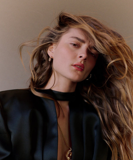 Charlotte Lawrence onlyfans lean