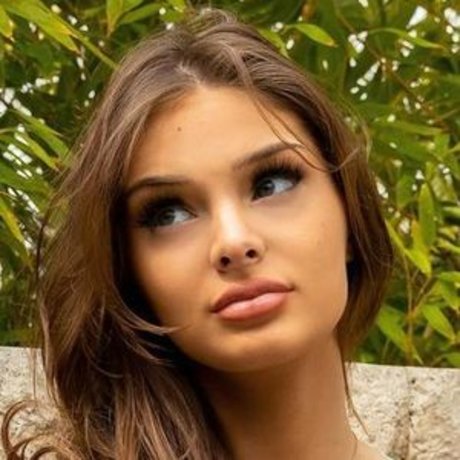 Brighton Sharbino leaked onlyfans pics