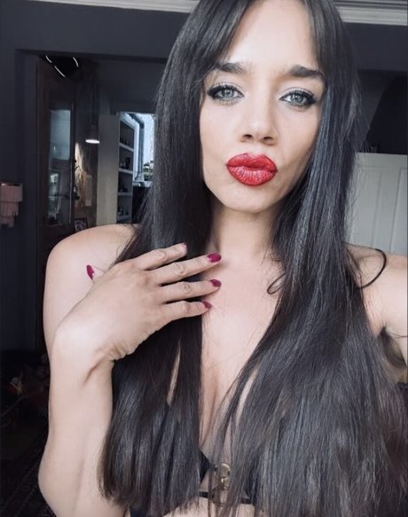 Hannah John Kamen onlyfans nude leaked