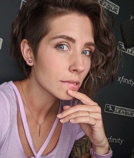 Soe Gschwind only fans leak nude