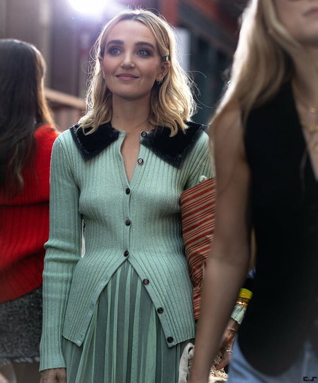 Chloe Fineman leaked onlyfans