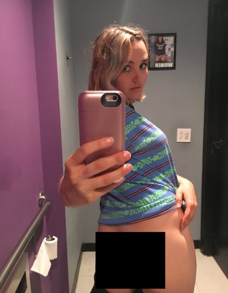 Chloe Fineman onlyfans gratis