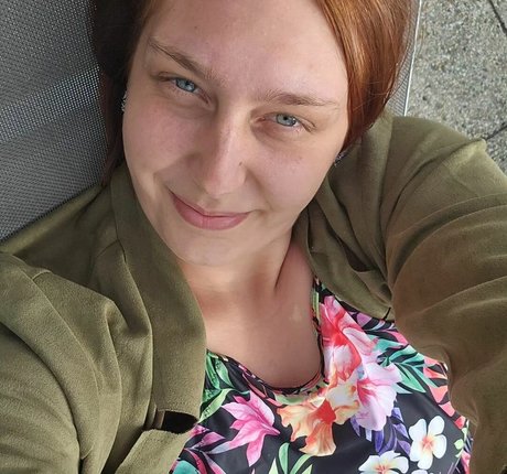 Bustyolive leak only fans