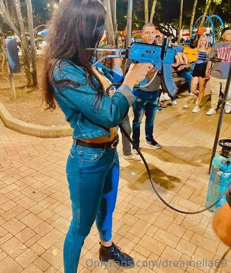 dreamella69 onlyfans photo