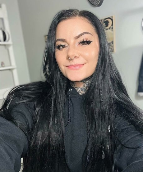 yourfavlittledemon onlyfans joi