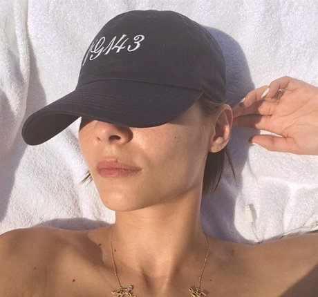 Willa Holland onlyfans pics