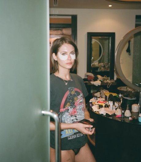 Willa Holland onlyfans exposed