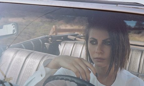 Willa Holland Profile pic