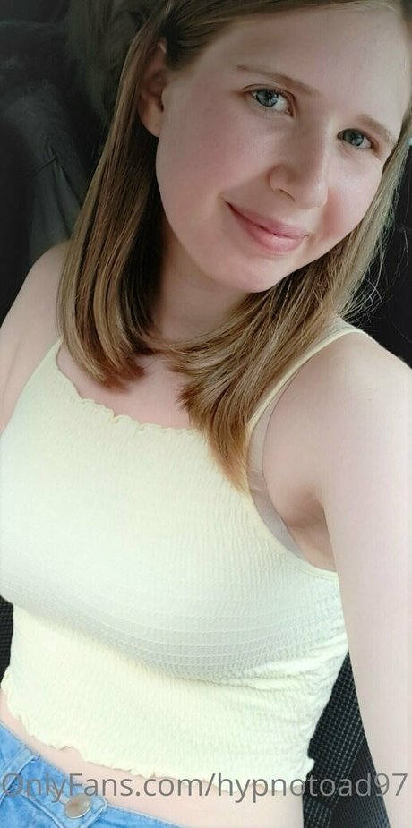 kinkykierra97 onlyfans naked pics