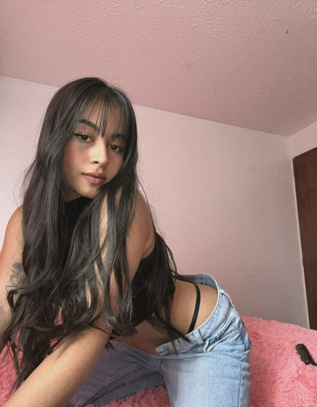sweetiealiciaperez onlyfans free content