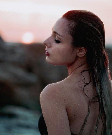 Nymphahri onlyfans model photos