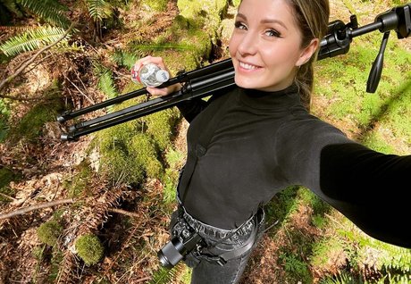 Lauren Southern nudes onlyfans leaks