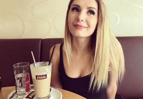 Lauren Southern onlyfans nudes