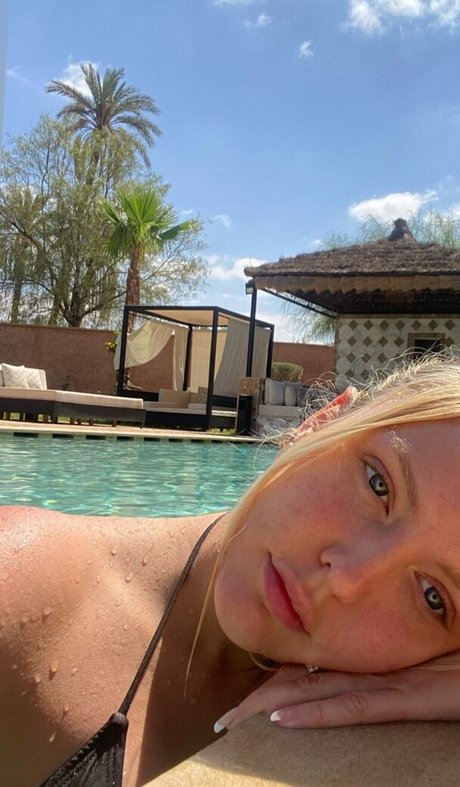 MillieT25 onlyfans porn leaks