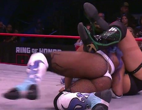 Kiera Hogan onlyfans sex leaks