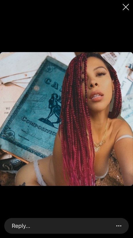 Liana Gabrielle onlyfans topless