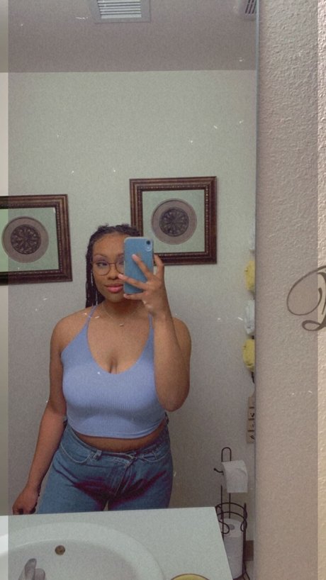 leslie_ nude leaked onlyfans