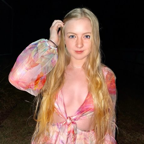 Lepidolite_ onlyfans leaked tits