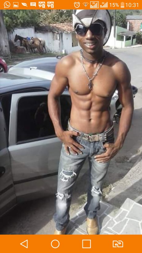 Leozinho oversoud nudes only fans