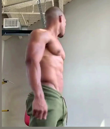 Leonardo Sbrouche leak only fans