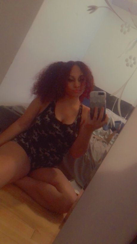 Leonna amp amp Cherry_ onlyfans leak porn