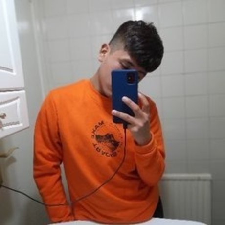 L E N I N topless onlyfans