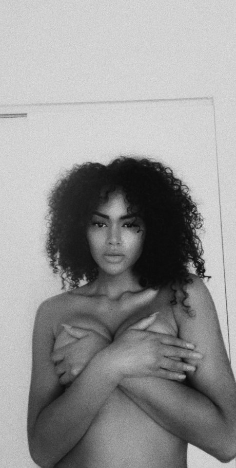 Lea Lalay hot onlyfans