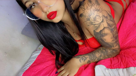 Lilithh690XXX leaked onlyfans