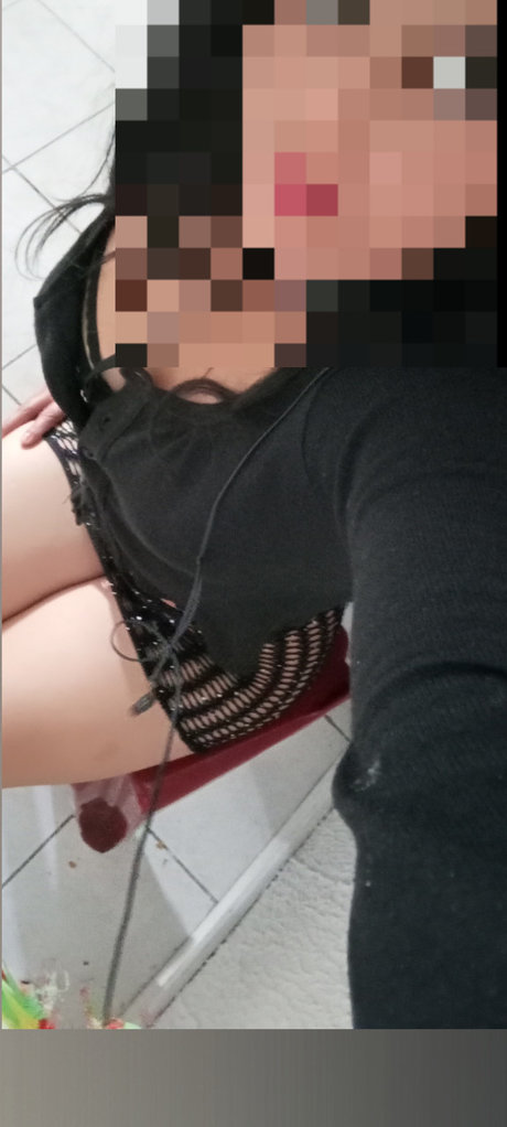 Estrellita de_ only fans nudes