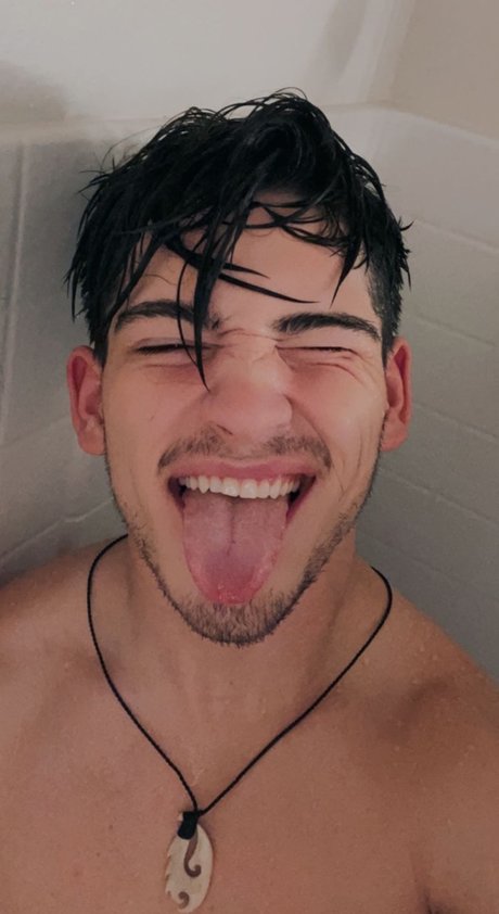 Lioncain leaked nudes onlyfans