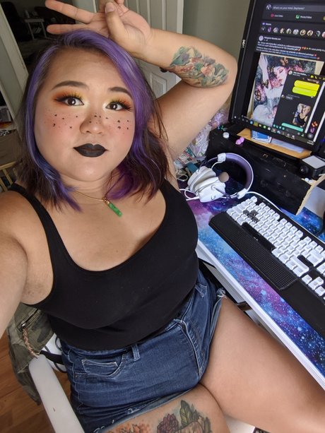 Linh Nguyen nudes only fans