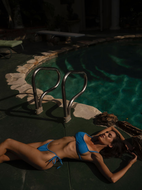 Lindsay Belanger onlyfans leak fuck