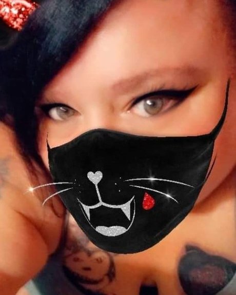 Queen Lola nude leaked onlyfans