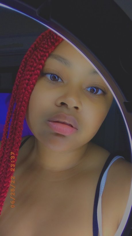 Shayy Babee_ onlyfans pictures