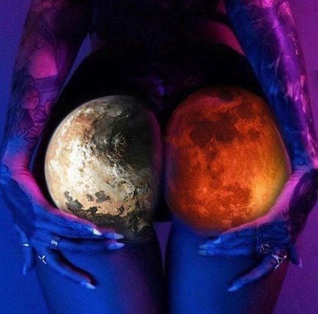 Megan Gee onlyfans model images