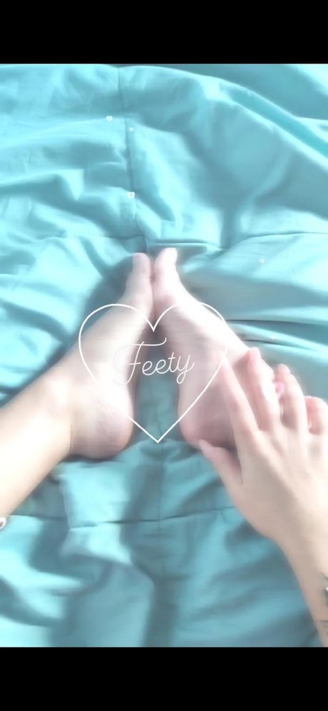 Feety_ boobs onlyfans