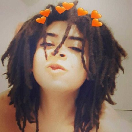 Lovelain3 onlyfans model photo