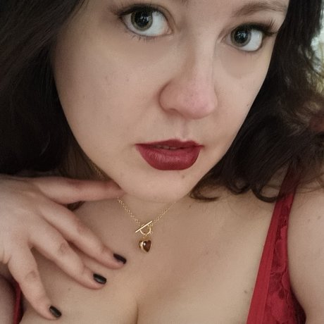 Louise L only fans pictures