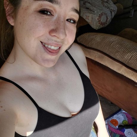 YourePrettyLittleSecret nudes only fans