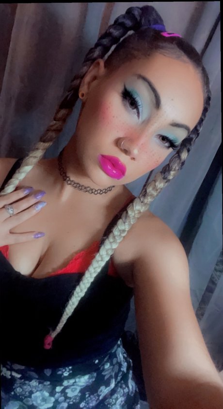 Lorda Mercy leaks onlyfans