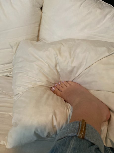 lolaslittleflower onlyfans uncensored